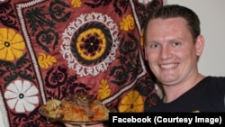 Aleksandr Sodiqov Tojikiston siyosati, madaniyati va bu mamlakat xalqi yuzlashayotgan masalalar haqidagi tahliliy maqolalari bilan tanilgan.