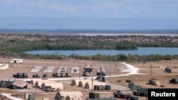  ရွှေ့ပြောင်းတွေကိုထိန်းသိမ်းထားတဲ့ ဂွါတာနာမိုက ယာယီတဲများ၊ ဖေဖော်ဝါရီ ၂၁၊ ၂၀၂၅ 