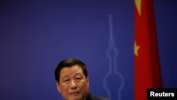 Shanghai's Mayor Ying Yong attends a news conference after the annual session of the local parliament in Shanghai, China, Jan. 20, 2017.