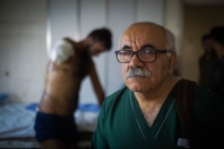 Dr. Abbas Mansoura says northeastern Syria's hospitals are low on supplies, equipment and staff and many injured patients are at further risk for infection, Oct. 18, 2019, in Hasseka, Syria. (Y. Boechat/VOA)