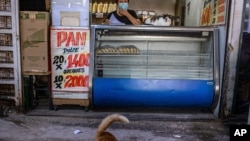 Una panadería en el mercado de La Vega en Santiago, Chile, el jueves 4 de marzo de 2021.