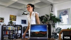 Yoani Sánchez no cree que el sistema cubano pueda actualizarse o perfeccionarse.