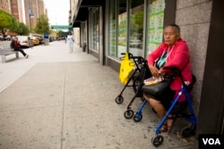 Clotilde Solís, who moved to the U.S. mainland more than a decade ago, says she has spent days trying to communicate with her husband’s family in Patillas, Puerto Rico, but has been unsuccessful. (R. Taylor/VOA)