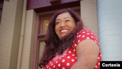 Ruby Corado, directora ejecutiva de Casa Ruby señala que con su iniciativa aleja a muchos jóvenes vulnerables de la violencia.