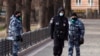 Russia's Journalists Walk Dangerous Tightrope Covering COVID-19 Pandemic