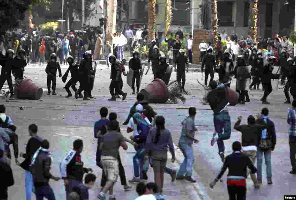 Myanmar census enumerators leave a government office in Dala township Sunday, March 30, 2014, in Yangon, Myanmar. Enumerators fanned out across Myanmar on Sunday for a census that has been widely criticized for stoking religious and ethnic tensions, afte