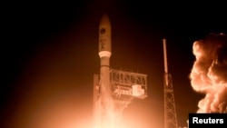 A United Launch Alliance Atlas 5 rocket lifts off from the Cape Canaveral Air Force Station in Cape Canaveral, Florida, Aug. 8, 2019. 