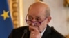 Menteri Luar Negeri Perancis Jean-Yves Le Drian di Kementerian Luar Negeri Prancis di Paris. (Foto: Reuters)
