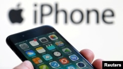 Apple Inc will begin assembling its top-end iPhones in India through the local unit of Foxconn as early as 2019.