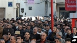 Tunisians protest against high prices and unemployment, Tunis, 08 Jan 2011.