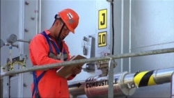 Gold, Oil Prices Up as Investors Seek Safe Haven