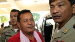 តំណាងរាស្រ្តដែលរងការវាយប្រហារងឿងឆ្ងល់ពីការចូលសារភាពរបស់ជនសង្ស័យបីនាក់