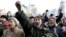 Người biểu tình chống chính phủ tại thủ đô Kyiv, ngày 27/2/2014.