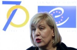 Povjerenica Vijeća Evrope za ljudska prava Dunja Mijatović govori na konferenciji za medije o migrantskoj krizi u BiH, Sarajevo, 6. decembar 2019.