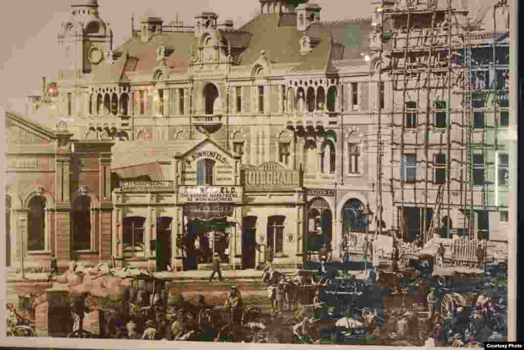 Loyal customers like the ambience revealed in an 1800s photo of the just-opened Guildhall located across the street from the Johannesburg market. Photo by Darren Taylor