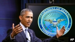 Presiden AS Barack Obama berbicara mengeni perang melawan terorisme dalam konferensi pers di Pentagon, Washington (4/8). (AP/J. Scott Applewhite)