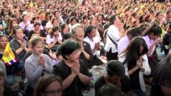 Thais Mourn King Bhumibol