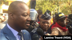 Harouna Kaboré, ministre du Commerce, à Ouagadougou, le 29 novembre 2018. (VOA/Lamine Traoré)