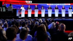Democratic presidential hopefuls participate in a debate hosted by CNN/New York Times at Otterbein University, in Westerville, Ohio, Oct. 15, 2019.