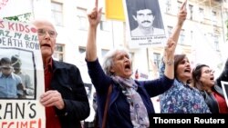 تجمع ایرانیان در مقابل دادگاه حمید نوری. آرشیو