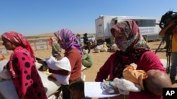 &nbsp;ደቂ- ኣንስትዮ ቤተሰብ እሱራት ደቂ-አንስትዮ ግብጺ ' ኣሕዋትና ይለቐቓ' ዝብል መሪሕ ቃል ብምሓዝ ኣብ ግብጺ ሰላማዊ ሰልፊ ኣካይደን።