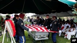 L'enterrement en Floride d'un des soldats américains tués à Tongo Tongo, au Niger, le 21 octobre 2017.
