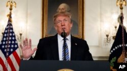 Le président Donald Trump fait une déclaration après à la Maison Blanche, Washington, 15 février 2018.