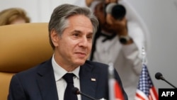 Државниот секретар на САД, исто така, ја истакна важноста да се добие поголема хуманитарна помош за Палестинците во појасот Газа