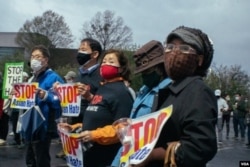 A Stop Asian Hate rally organized by Korean Americans in Duluth. (Photo by VOA reporter Wenhao Ma)