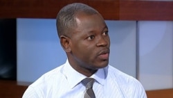 Constant Omari au micro de Top Congo FM au micro de Top Congo FM