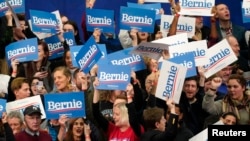 Pristalice Bernija Sandersa slave u Manchesteru u New Hampshireu