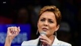 Donald Trump y’a jira araba don ko ale b’a fɛ ka Kari Lake, Arizona politikitɔn ani kunnafonidilaw kɔrɔ sugandi VOA nyemogoya la