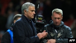 Jose Mourinho, lors du match entre Manchester United et Valence à Old Trafford, Angleterre, le 2 octobre 2018.