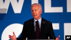 Kandidat terdepan Partai Demokrat saat ini, mantan Wakil Presiden Joe Biden dalam acara kampanye dan penggalangan dana di Atlanta, Georgia (foto: dok). 