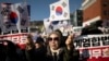 Pendukung dan Penentang Presiden Korsel Unjuk Rasa di Seoul