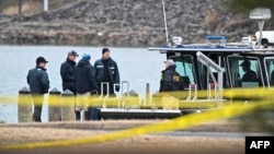 Các nhà điều tra tiếp tục nỗ lực cứu hộ tại sông Potomac, gần Sân bay quốc gia Reagan, vào ngày 31 tháng 1 năm 2025.