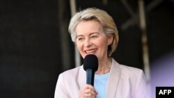 Президентка Європейської комісії Урсула фон дер Ляєн виступає під час свого візиту до Гельсінкі, Фінляндія, 4 червня 2024 року напередодні виборів до Європарламенту. (Фото Мікко Стіга / LEHTIKUVA / AFP)