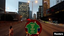 Pro-Democracy Demonstrators Carry On in Dwindling Numbers