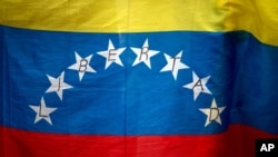 El exministro Miguel Rodríguez Torres asumió una posición crítica contra el gobierno de Nicolás Maduro tras dejar el Ministerio del Interior en el 2014.