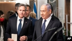 Menteri Luar Negeri AS Antony Blinken bersama Perdana Menteri Israel Benjamin Netanyahu di kantor Perdana Menteri, di Yerusalem, Israel, Selasa, 25 Mei 2021. (Foto AP / Alex Brandon, Pool)