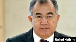 Akmal Saidov - O’zbekiston Inson huquqlari markazi rahbari; Oliy Majlis Qonunchilik palatasida Demokratik institutlar, nodavlat tashkilotlar va fuqarolarning o'zini o'zi boshqarish organlari qo'mitasining raisi 