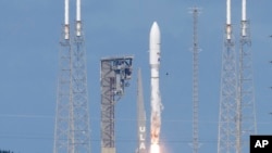 An Atlas 5 rocket with Amazon's Project Kuiper Protoflight spacecraft lifts off from Space Launch Complex-41 at Cape Canaveral Space Force Station in Cape Canaveral, Florida, on Oct. 6, 2023.