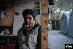 Andrea Montenegro is with Lighthouse Relief, which helps arriving refugees and has begun cleaning the local beaches of debris. (J. Owens/VOA)