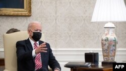El presidente de EE. UU., Joe Biden, habla en la Casa Blanca el 17 de febrero de 2021, el mismo día en que conversó con el premier de Israel Benjamín Netanyahu.