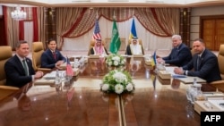 ရုရှား-ယူကရိန်းစစ်အပစ်ရပ်ရေး ဆော်ဒီနိုင်ငံ Jeddah မြို့တော်မှာ ဆွေးနွေးနေတဲ့ အမေရိကန်၊ ဆော်ဒီနဲ့ ယူကရိန်းဝန်ကြီးများ (မတ် ၁၁၊ ၂၀၂၅)