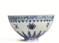 COURTESY SOTHEBY'S This photo shows a small porcelain bowl bought for $35 at a Connecticut yard sale that turned out to be a rare Chinese artifact worth between $300,000 and $500,000. The bowl will be offered in Sotheby's Auction of Important Chinese Art, in New York, on March 17. (Courtesy Sotheby’s)