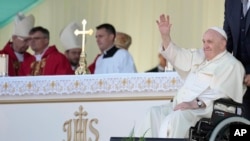 El papa Francisco asiste al 7º Congreso de Líderes del Mundo y Religiones Tradicionales en Nursultán, Kazajistán, el 14 de septiembre de 2022. 