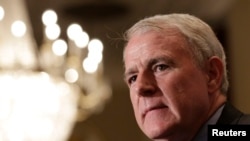 FILE - Milwaukee Mayor Tom Barrett speaks in Milwaukee, Wisconsin, June 5, 2012. 