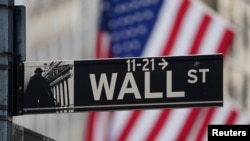 Saham AS melonjak lebih tinggi pada pembukaan pasar, Senin (9/11). (Foto: ilustrasi).