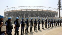 El mandatario estadounidense es el invitado de honor para inaugurar un estadio de cricket.